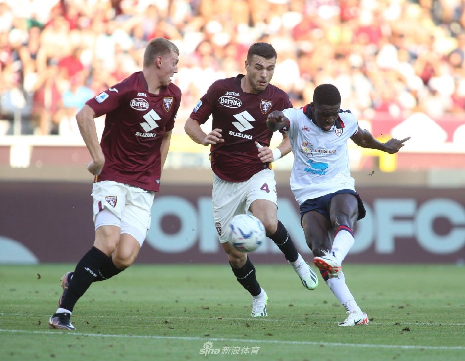 了中场与边 了中场与边